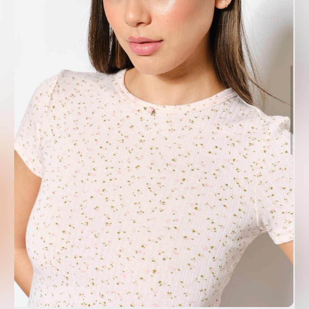 Pretty Garbage Coquette Floral Ribbed White Tee (M)